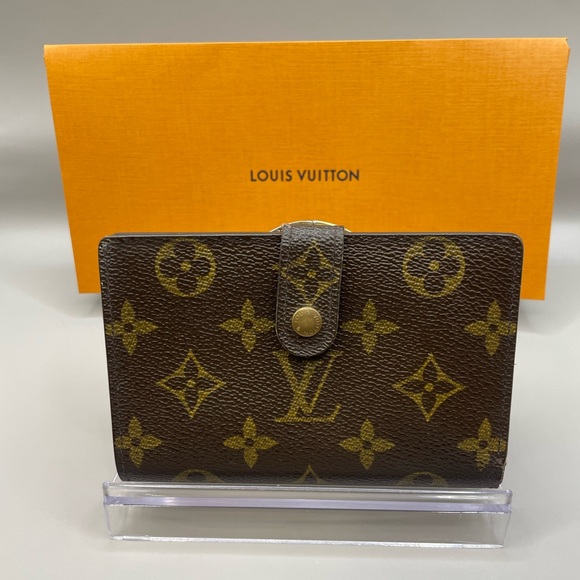 Louis Vuitton Handbags - Louis Vuitton Vintage Monogram French Kisslock Wallet